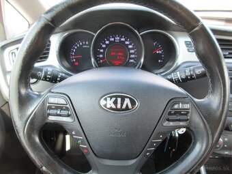 Kia Cee´d SW 1.6 GDI LX/Silver - 15