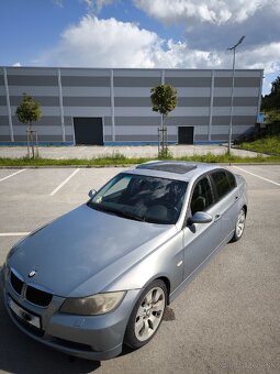 Predám BMW E90 320D (diesel), nové zimné pneu, nová STK - 15