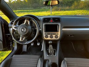 Volkswagen Scirocco 2.0 TDI - 15