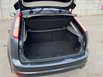 Ford Focus 2.0 LPG Titanium 2010 - 15