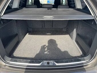 Škoda Superb Combi 2.0 TDI CR Ambition DSG - 15