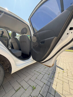 Na predaj: Chevrolet Aveo 1.2 16V Sedan, 2012 – biela, 119 0 - 15