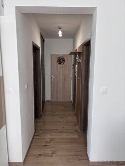 Dáme do prenájmu 3i byt- Trenčín Zlatovce - 15