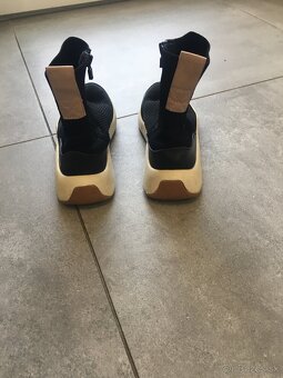 Topánky, tenisky, bundy - 15