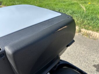 SYM GTS 300i - 15