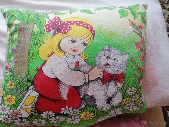 Rozne bavlnky na vysivanie,chemlon, - 15