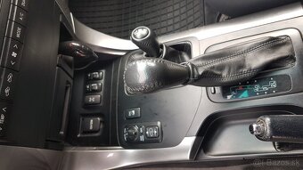 Toyota land cruiser 120 - 15