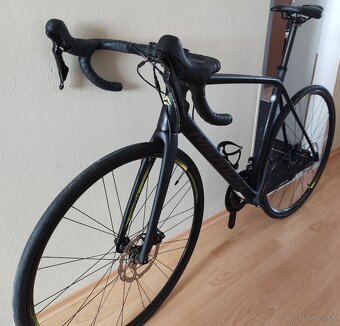 Cestny karbonovy bicykel Merida Scultura 4000 Disc - 15