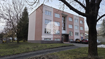 2-izbový byt v pokojnej lokalite blízko centra mesta Brezno - 15