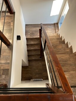 -REZERVOVANÉ- PRENÁJOM MODERNÝ RODINNÝ 3 IZBOVÝ DOM VAJNORY - 15