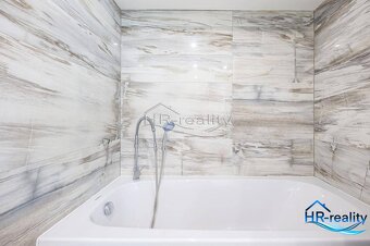 Krásny apartmán v Starej Novalji, 2 rada od mora - 15