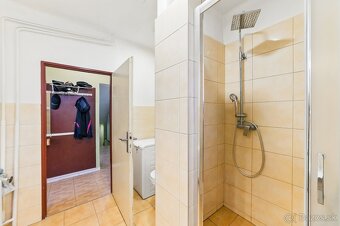 Rodinný dom na predaj Kremnica, tichá lokalita - 15