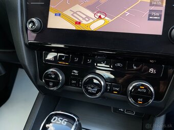 Škoda Octavia 2.0 TSI Ambition s DSG - 15