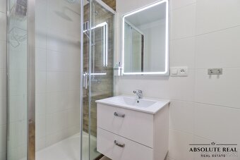 2i byt, Bratislava – Karlova Ves, Ľ. Fullu, predzáhradka - 15