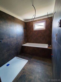 NA PREDAJ 3x NOVOSTAVBA LEVICE- ČASŤ MALÝ KIAR - 15