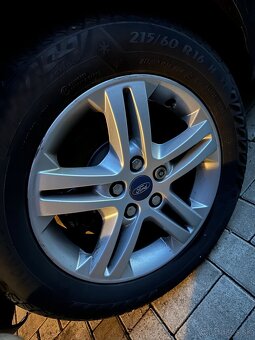 FORD SMAX - 15