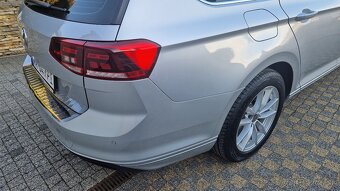 VW Passat Variant 2.0 TDI 110kW DSG LED 10/2020 - 15