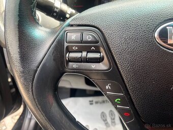 Kia Ceed 1,6 CRDi GOLD - 15