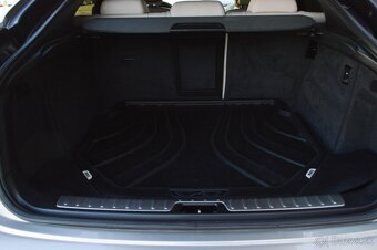 BMW X6 xDrive 30d 245k - 15