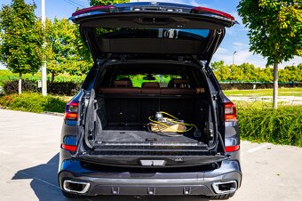 BMW X5 xDrive45e 290kW / TOP STAV / HarmanKardon / FULL LED - 15