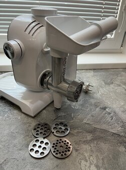 Bosch MUM 54240 Kuchynský robot plus príslušenstvo - 15