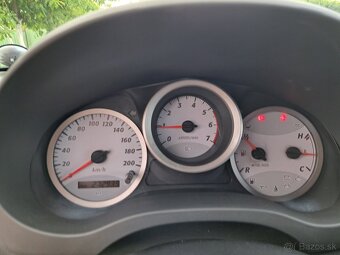 Toyota rav4 2.0 D-4D 85kw - 15