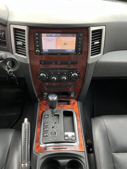 Jeep Grand Cherokee 3.0 CRD = OverLand, r.v 2010, 15313km = - 15