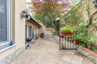 Predaj jedinečného rodinného domu v srdci Trnavy – za histor - 15