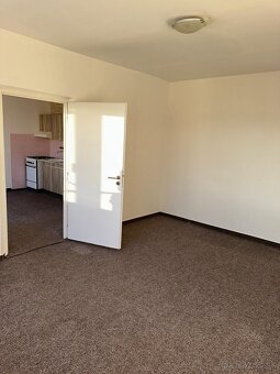1 izb. byt 40m2- CENTRUM-Pôvodný Stav - 15