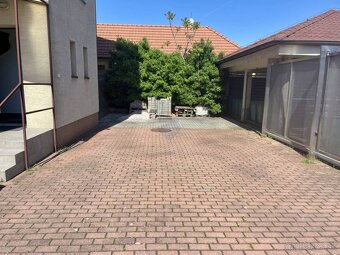 REMAX ponúka dlhodobé ubytovanie a prenájom v 5 izb. apartmá - 15