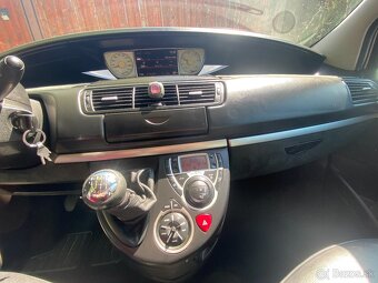 Citroen c8 2,2 Hdi  126kw - 15