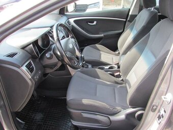 Hyundai i30 1.6 CRDi - splátka 120,-€ - 15