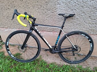 Predám Cube Cross Race 28er/Lko-53cm/2x11, SHIMANO 105 - 15