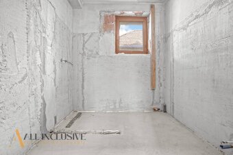 ALL INCLUSIVE | NA PREDAJ 2-IZBOVÝ RD NA 15-Á POZEMKU, BÁTOR - 15