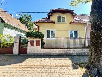 Na predaj pekný  zrekonštruovaný dom na ulici Pod Lipami - 15