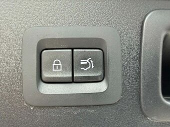 Mazda CX-60 3.3 e-Skyactiv D200 mHEV Exclusive Line A/T - 15