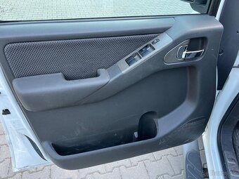 Nissan navara 2.5diesel automat 126kw - 15
