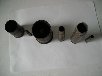 Staré nábojnice,vojenské gombíky a iné - 15