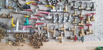 Vodo-inštalatérsky materiál 2 - 15