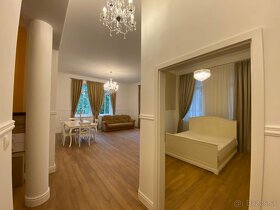Predáme pekný 2 izb. byt v historickom kaštieli v Dunakiliti - 15