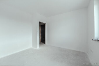 Na predaj 3-izbový byt s vlastnou záhradou vo Veľkom Orvišti - 15