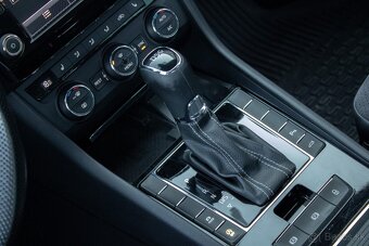 Škoda Superb 2.0 TDI Sportline DSG EU6 - 15