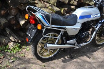 Honda CB 400N - 15