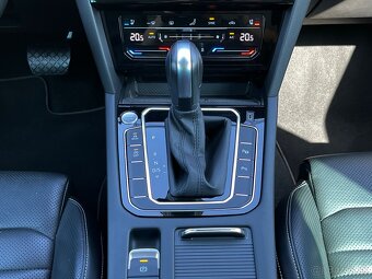 Volkswagen Passat Variant 2.0 TDI Elegance 147kW DSG7 - 15