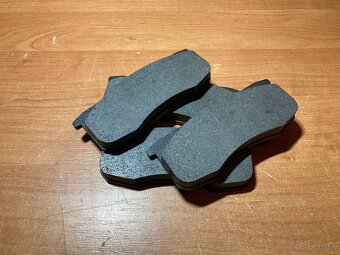 Uaz 469 Gaz, Volga predám diely na brzdy - 15