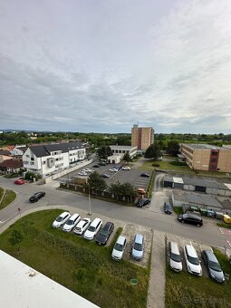 Na predaj 4 izbový byt - 15