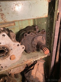 Nahradne diely na veterany - 15