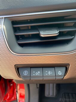 Renault Arkana 1.3 TCe 140 mHEV Techno EDC - 15