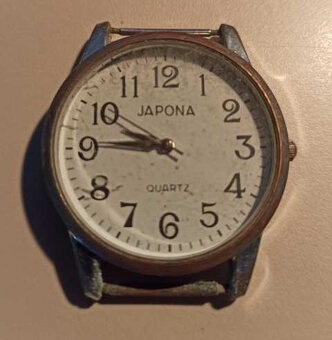 Retro náramkové hodiny - 15
