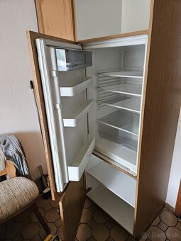 Masívna kuchynská linka z Nemecka so spotrebičmi - 15